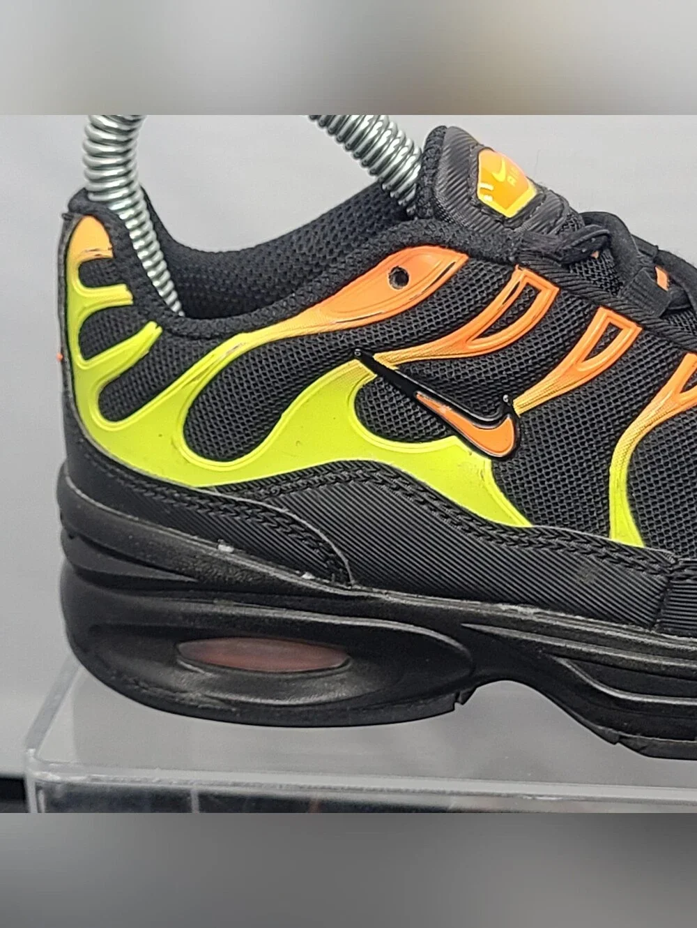 Nike Air Max Plus PS 'Black Volt Total Orange' Toddler size 11C